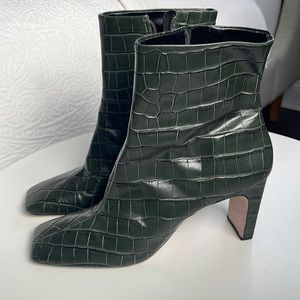 Schutz Ankle Boots